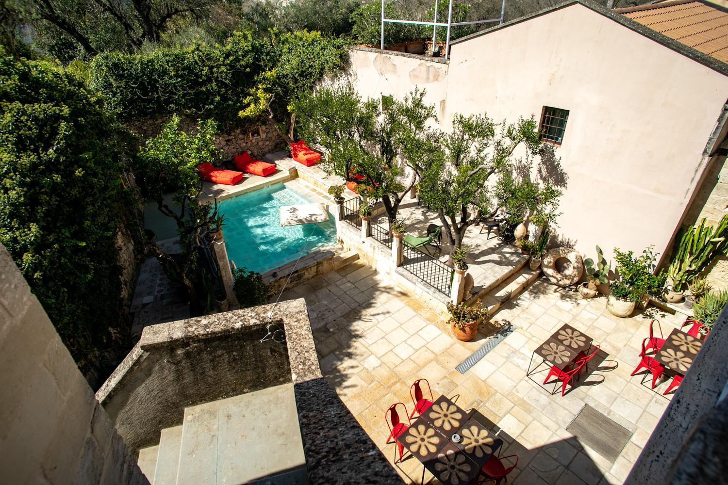 Palazzo Mandurino Luxury Relais Bed & Breakfast Zollino Exterior photo