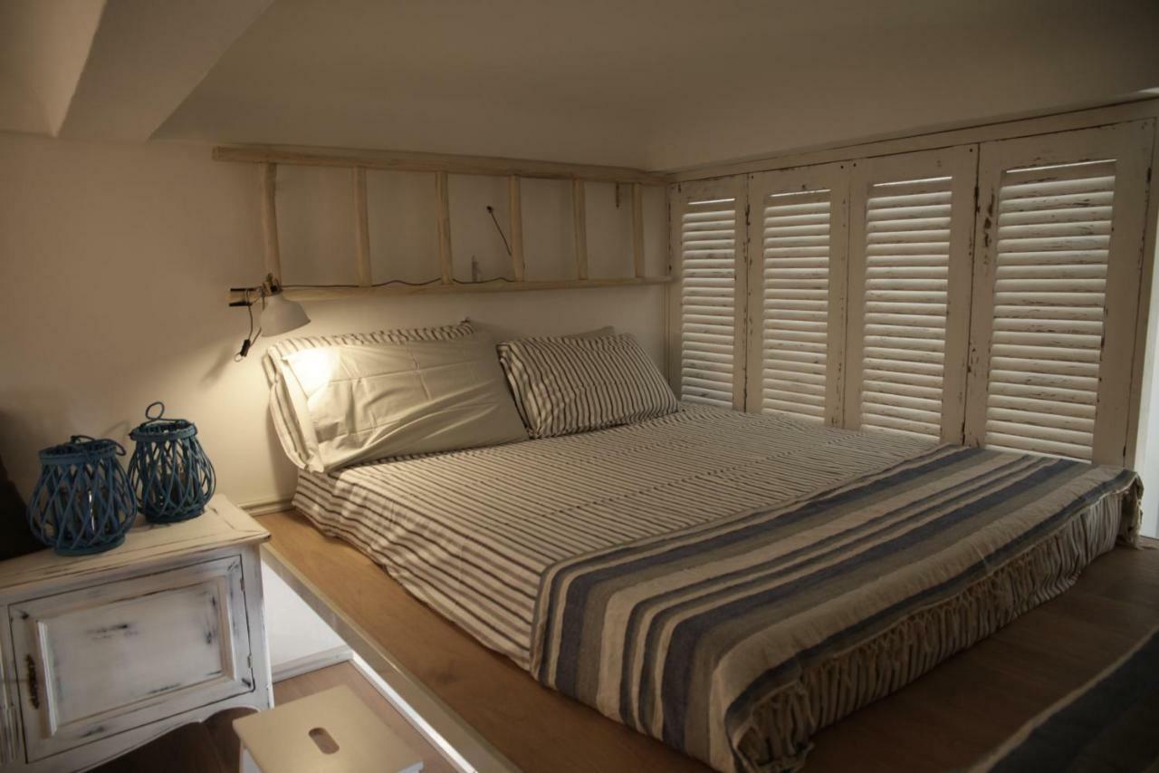 Palazzo Mandurino Luxury Relais Bed & Breakfast Zollino Exterior photo