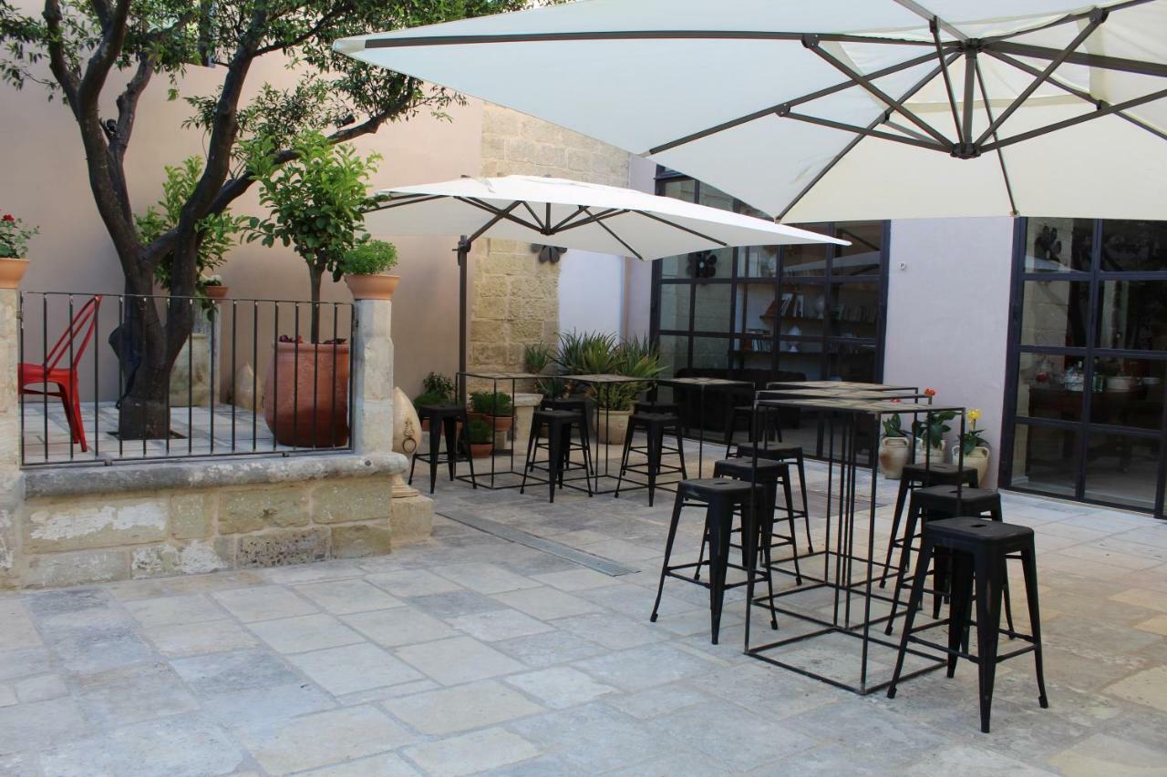 Palazzo Mandurino Luxury Relais Bed & Breakfast Zollino Exterior photo